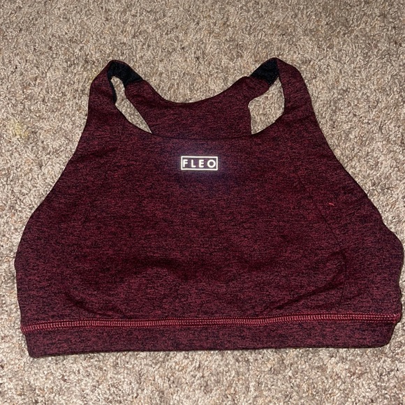 Fleo sports bras size small - Picture 4 of 9